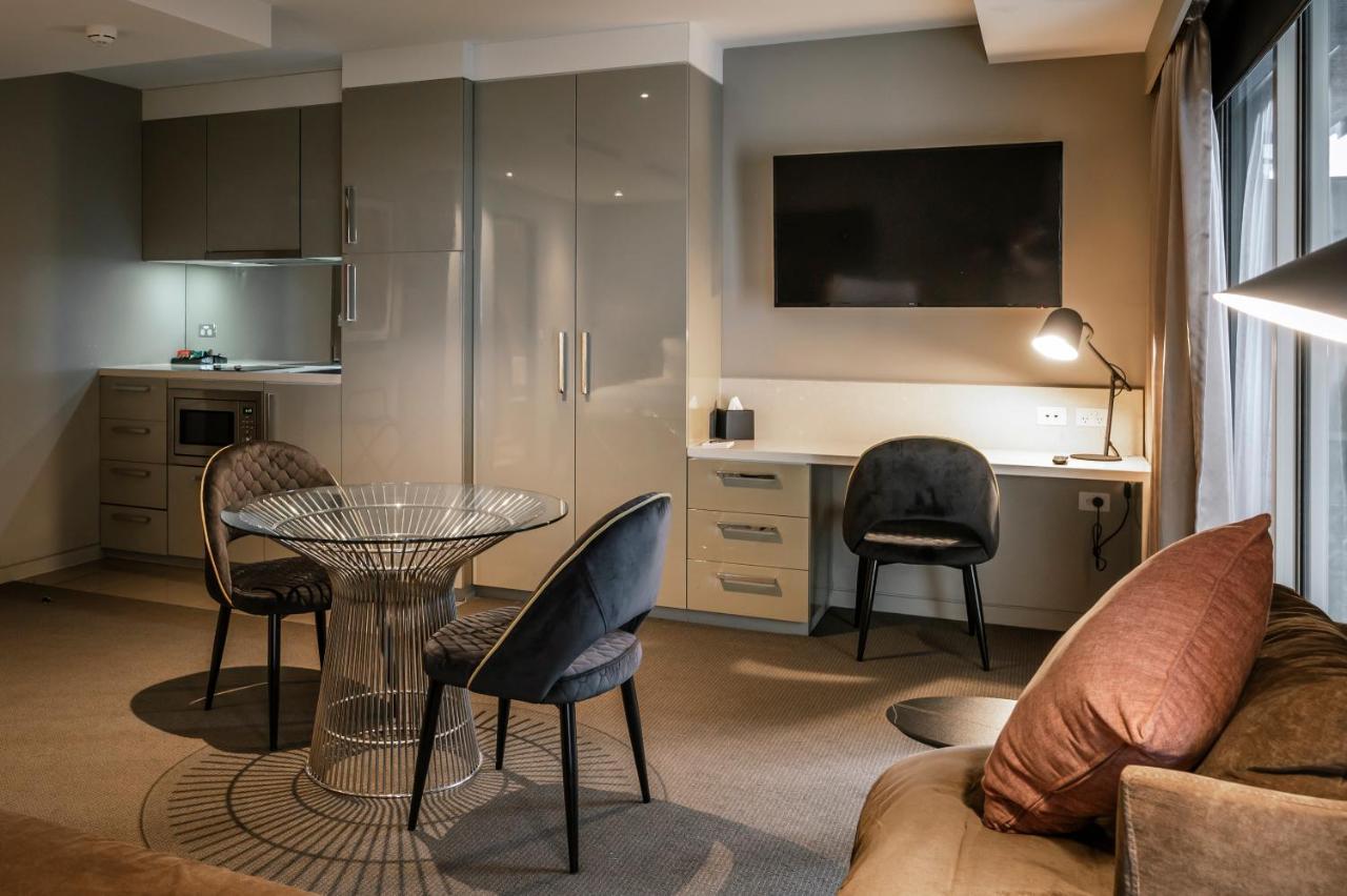 The Kinson Hotel Melbourne Ngoại thất bức ảnh A typical studio apartment