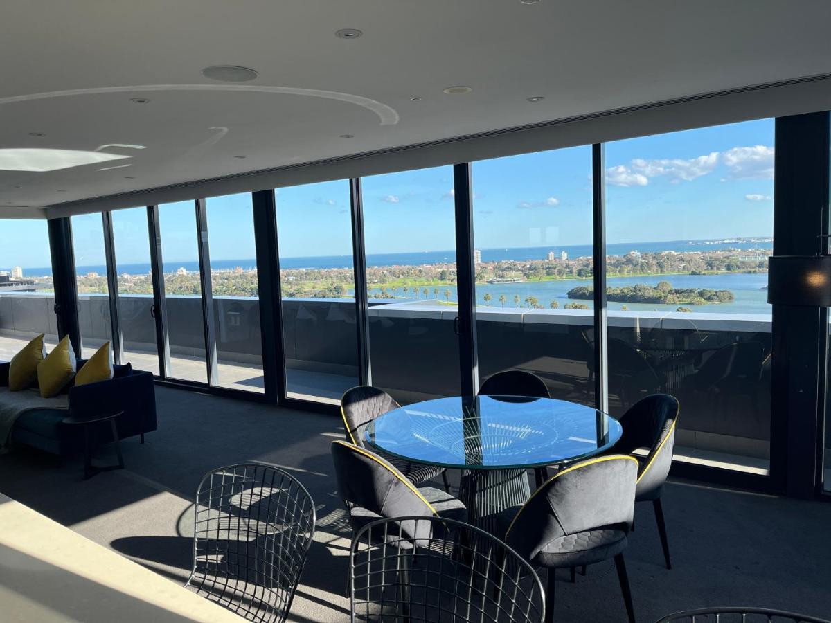 The Kinson Hotel Melbourne Ngoại thất bức ảnh The view from the penthouse